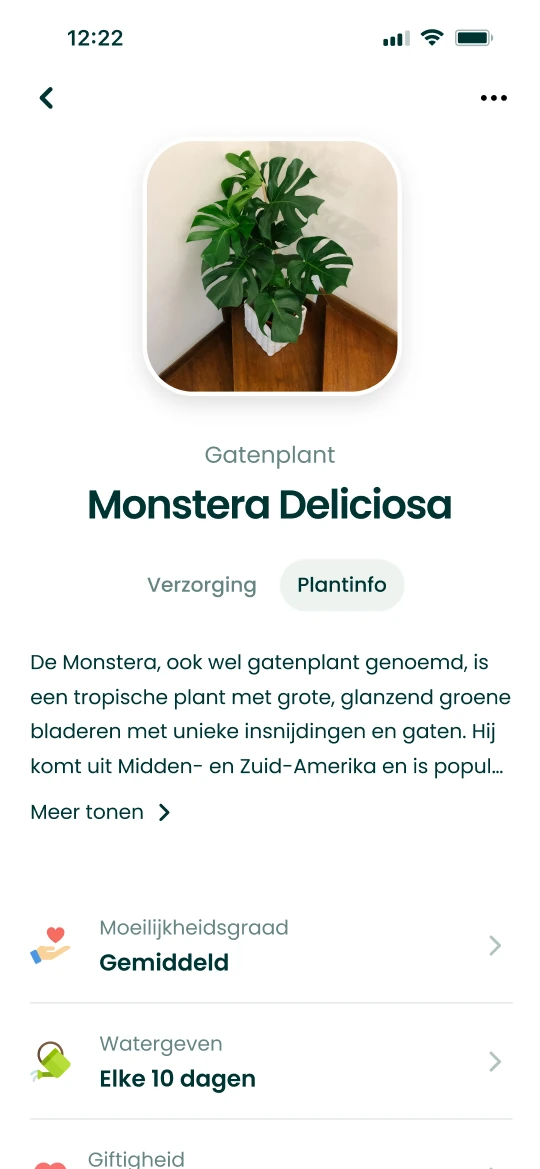 Plantenpagina van een Monstera deliciosa in de Plantalya-app met verzorgingsinformatie